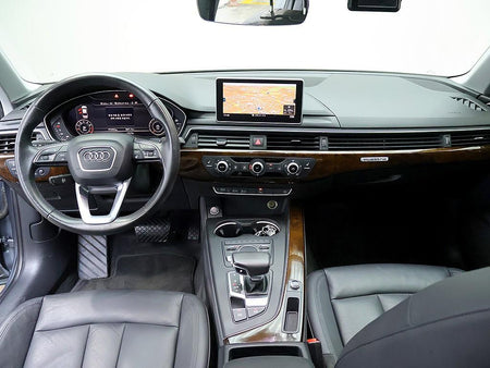 Audi A4 — photo 05