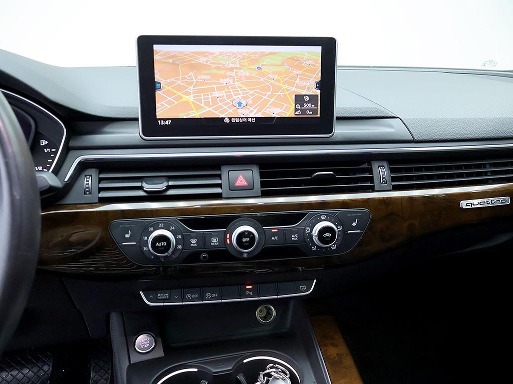 Audi A4 — photo 09