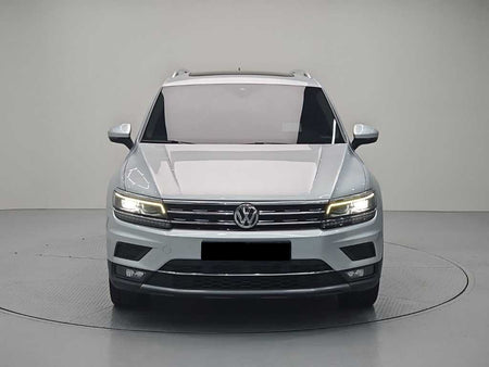 Volkswagen Tiguan — photo 02