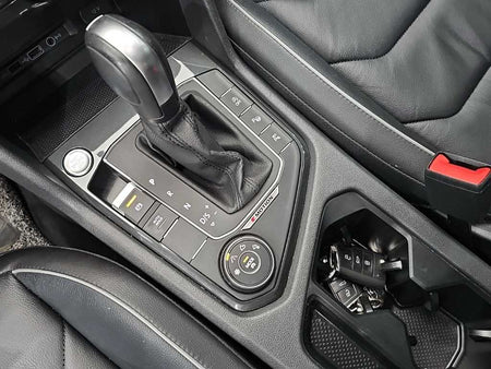 Volkswagen Tiguan — photo 08