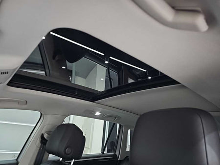 Volkswagen Tiguan — photo 14
