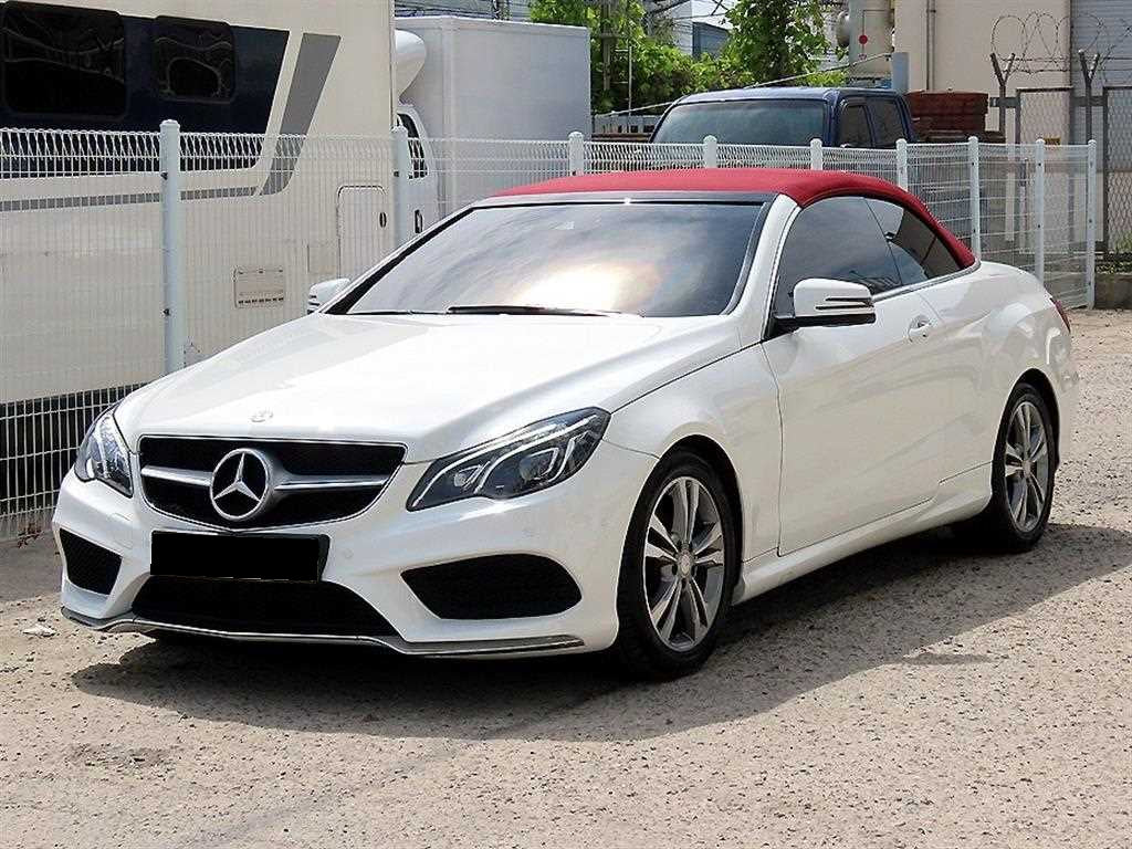 Mercedes-Benz E-Class — photo 02