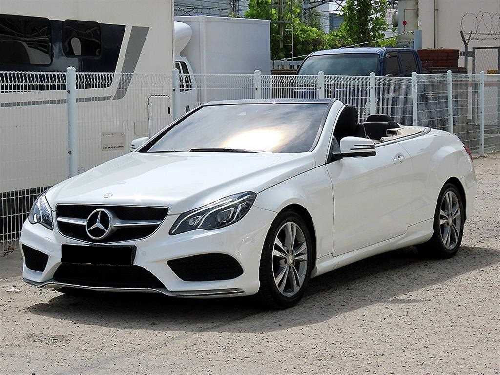 Mercedes-Benz E-Class — photo 06