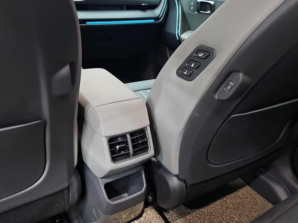 Kia Seltos — photo 14