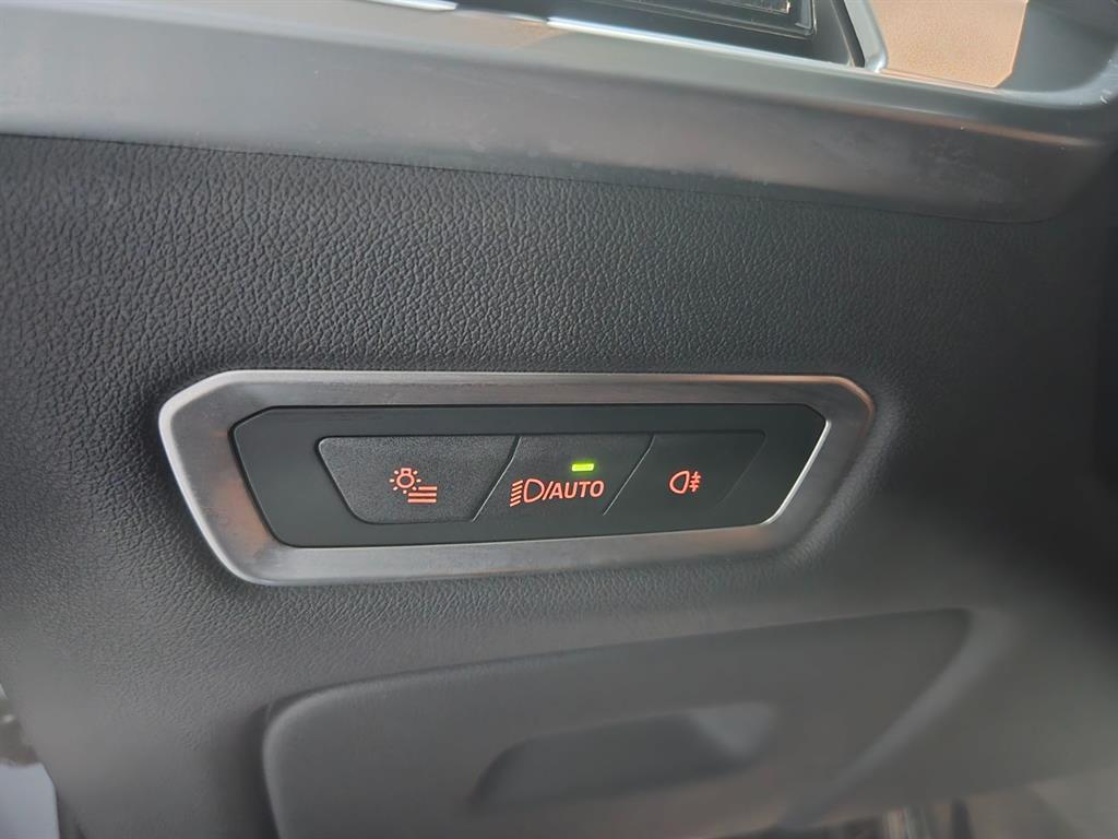 BMW X7 — photo 13