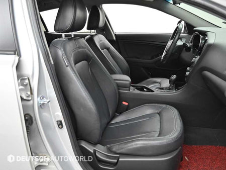 Kia K5 — photo 10