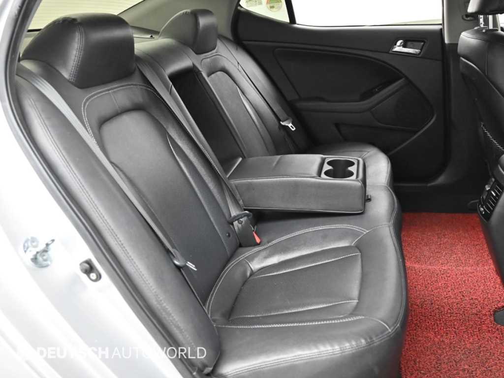 Kia K5 — photo 12