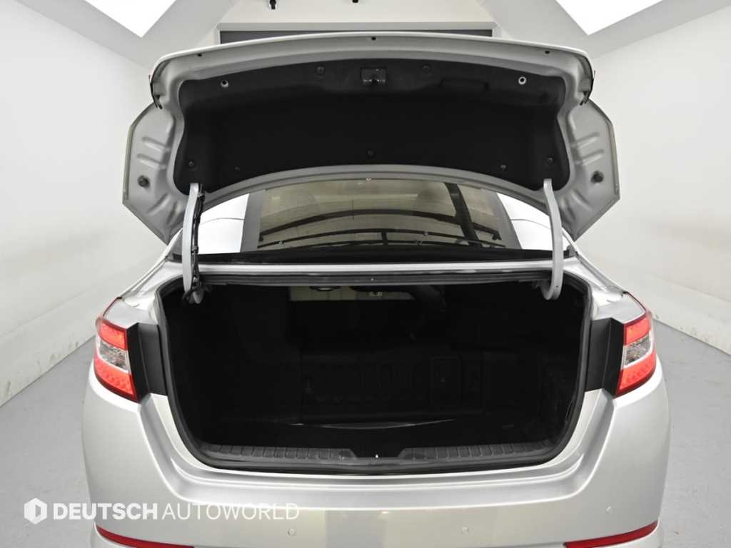 Kia K5 — photo 19