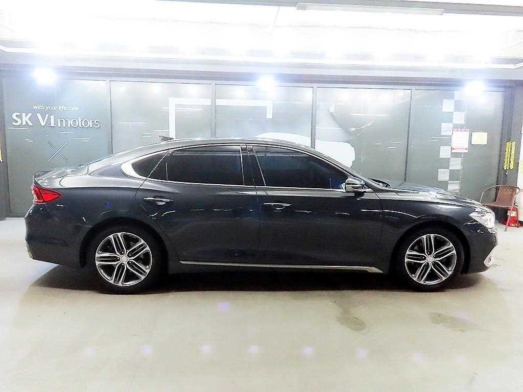 Hyundai Grandeur — photo 03