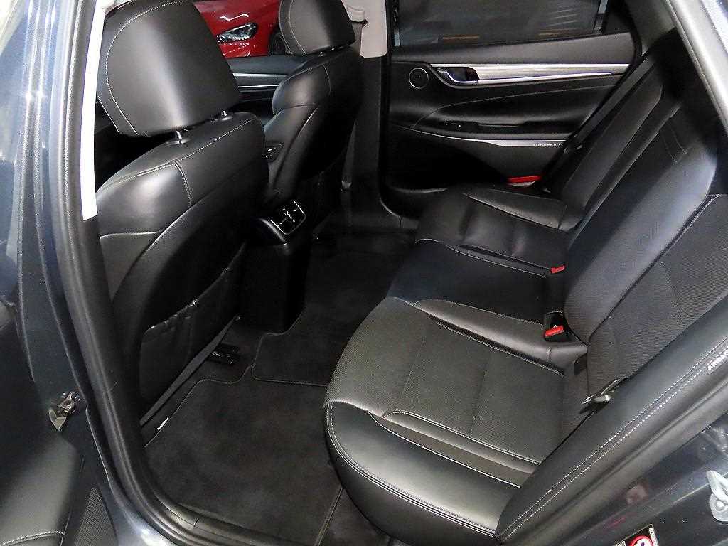 Hyundai Grandeur — photo 07