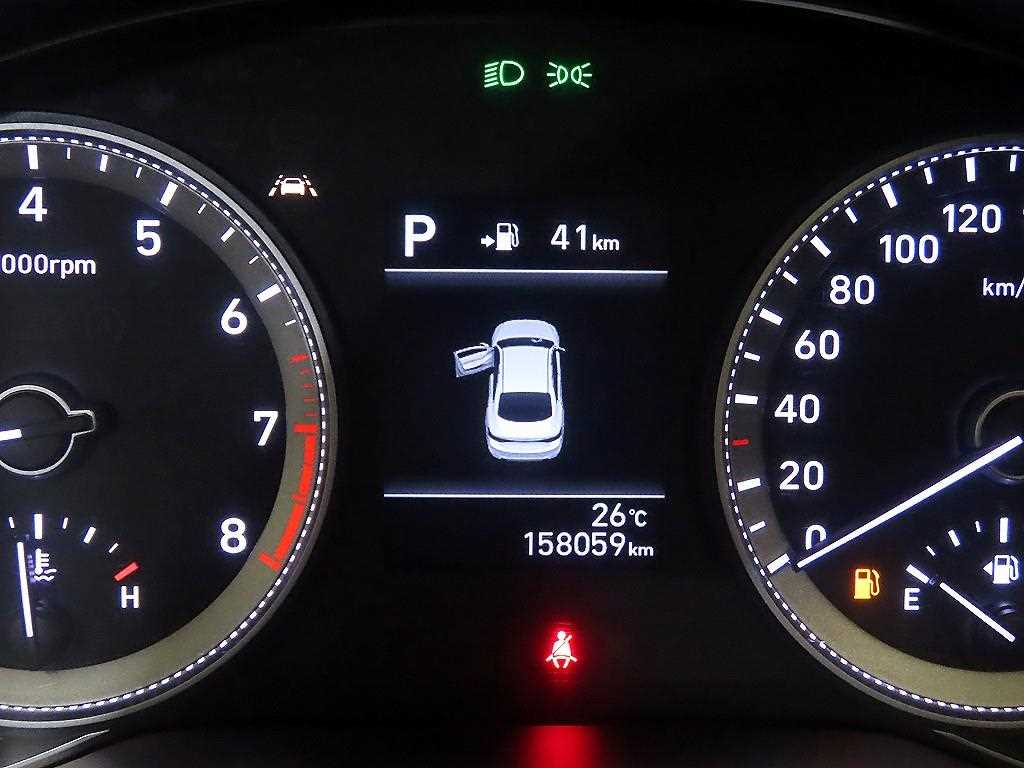 Hyundai Grandeur — photo 09