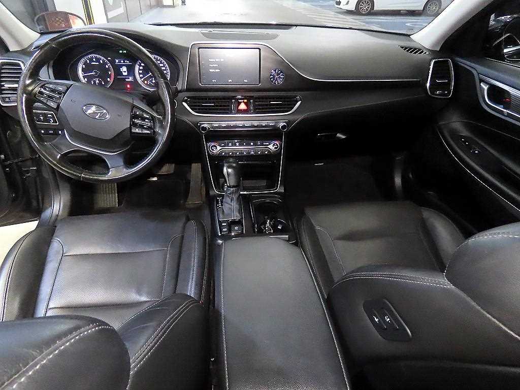 Hyundai Grandeur — photo 10
