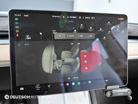 Tesla Model Y — photo 16