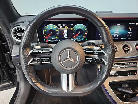 Mercedes-Benz E-Class — photo 09