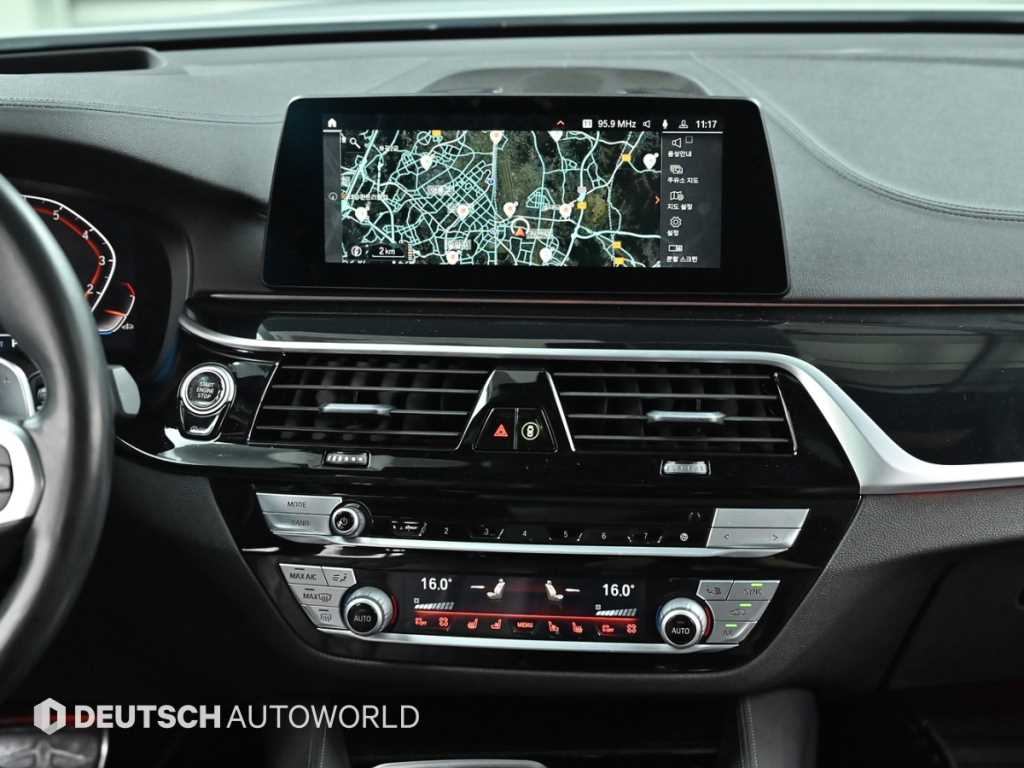 BMW Gran Turismo — photo 14