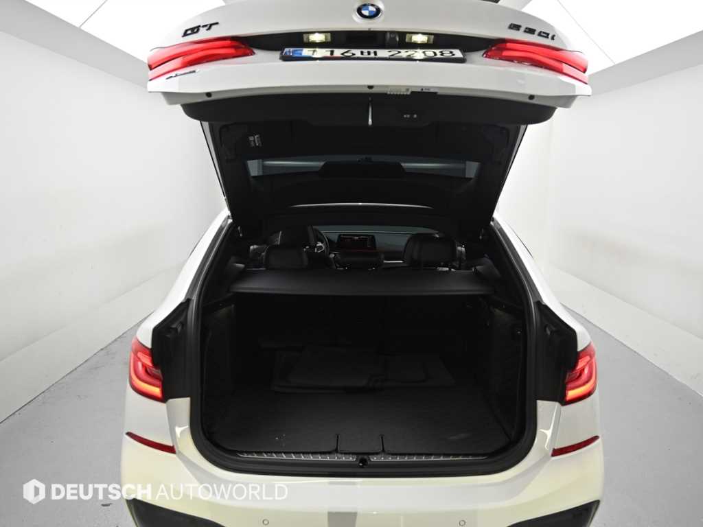 BMW Gran Turismo — photo 19