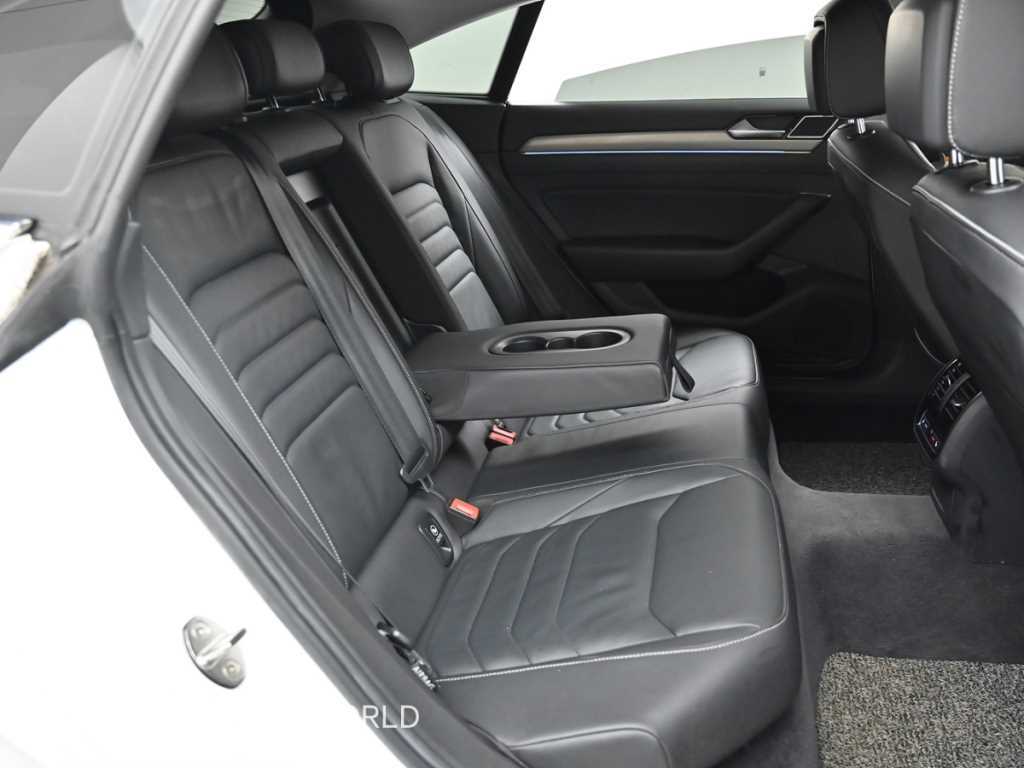 Volkswagen Arteon — photo 12
