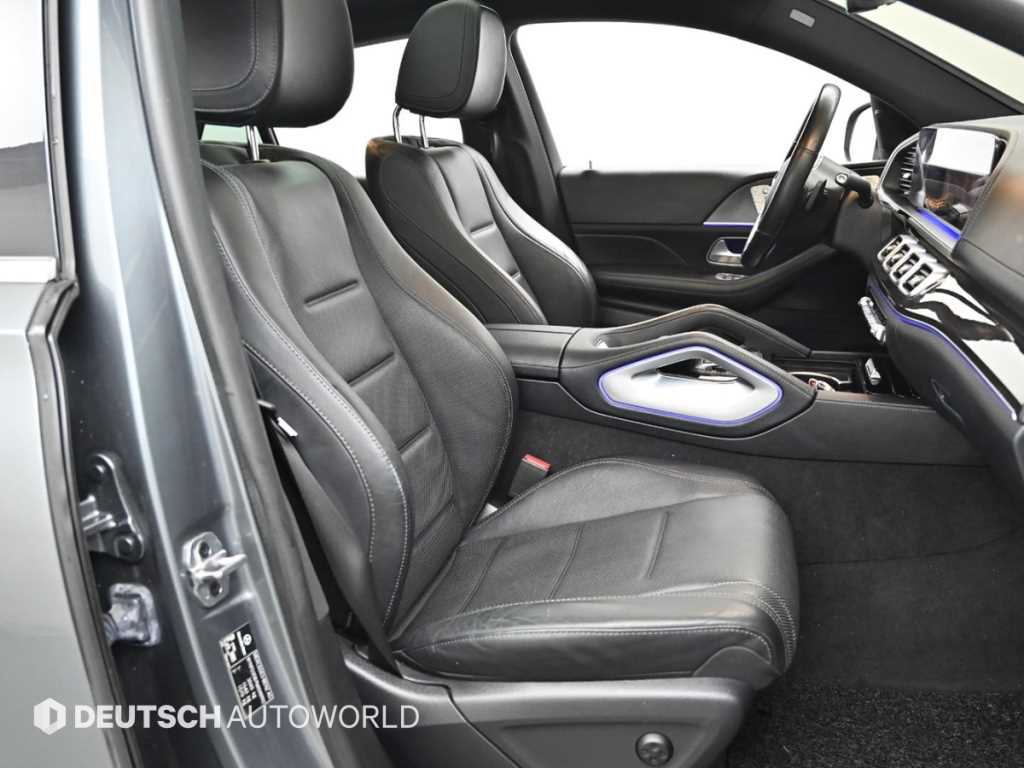 Mercedes-Benz GLE-Class — photo 10