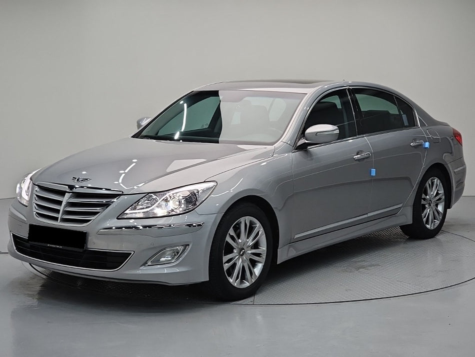 Hyundai Genesis — photo 01