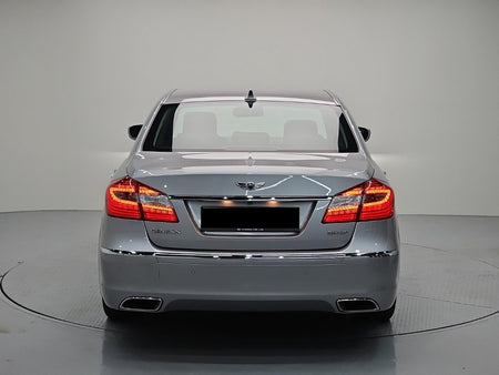 Hyundai Genesis — photo 03