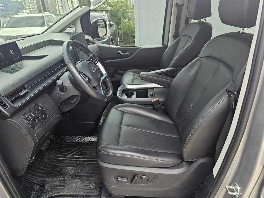 Hyundai Staria — photo 07