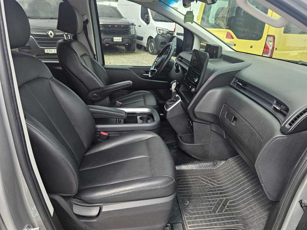 Hyundai Staria — photo 09