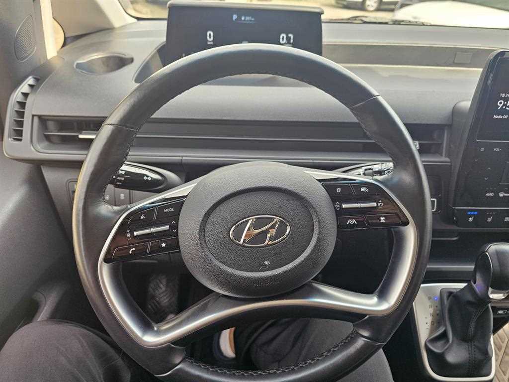 Hyundai Staria — photo 11