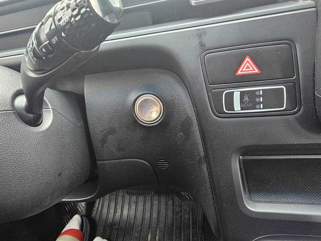Hyundai Staria — photo 17