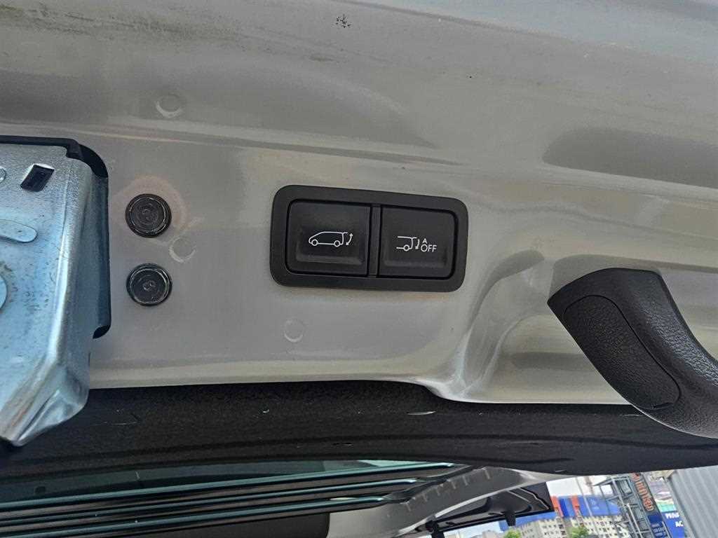 Hyundai Staria — photo 19