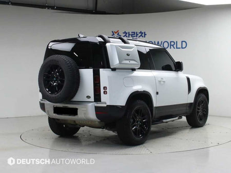 Land Rover Defender — photo 02
