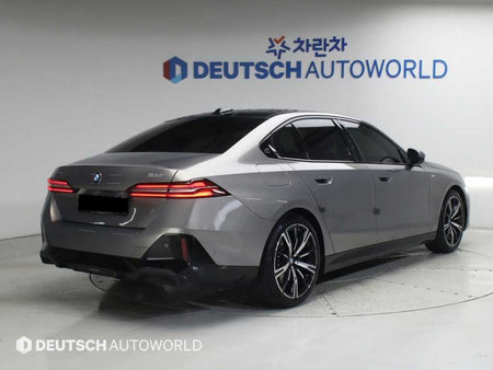 BMW 5-Series — photo 02