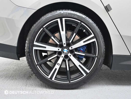 BMW 5-Series — photo 05