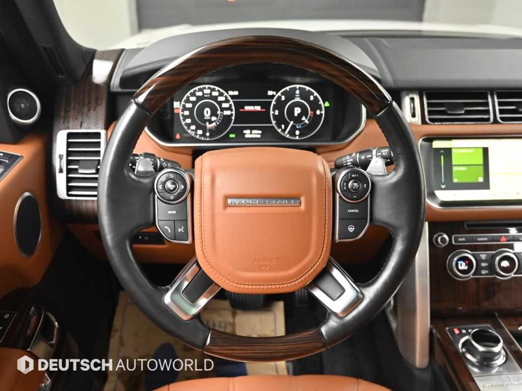 Land Rover Range Rover — photo 13