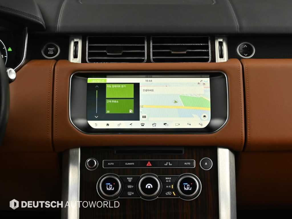 Land Rover Range Rover — photo 14