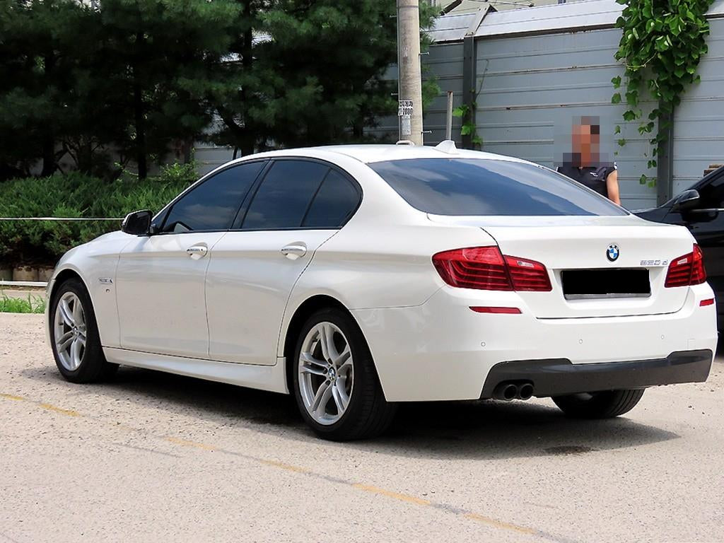 BMW 5-Series — photo 03