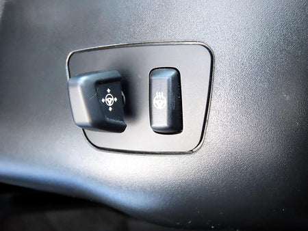 BMW 5-Series — photo 12