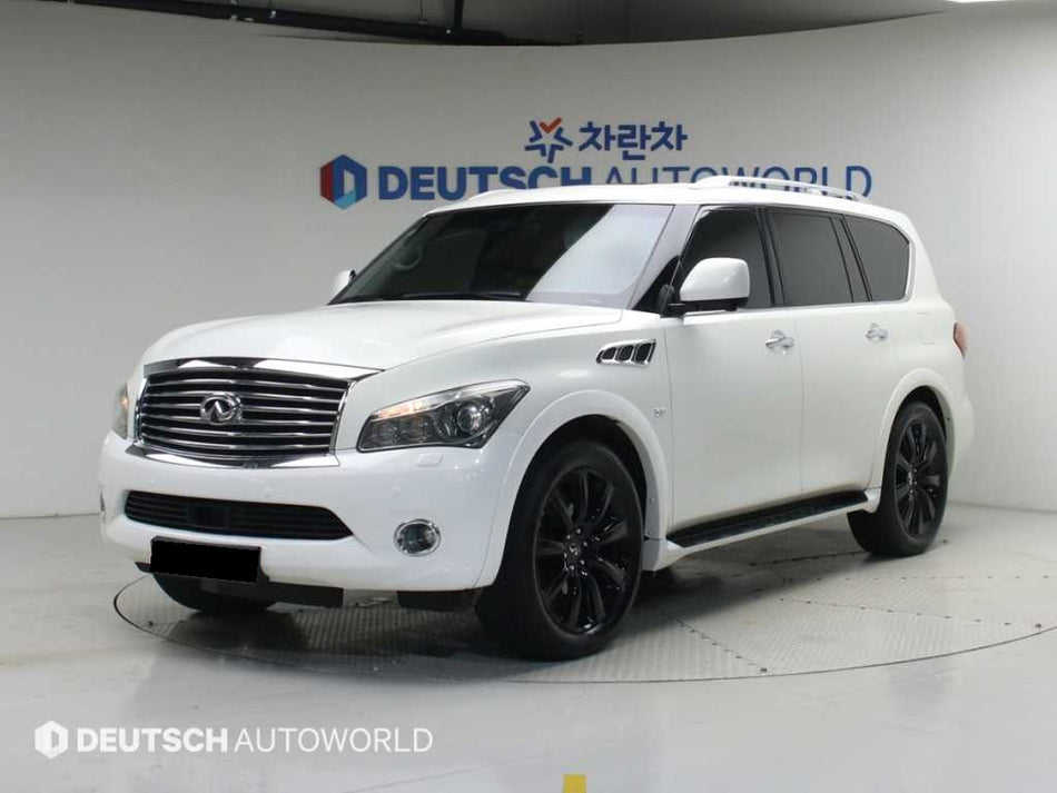 Infiniti QX80 — photo 01