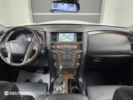 Infiniti QX80 — photo 07
