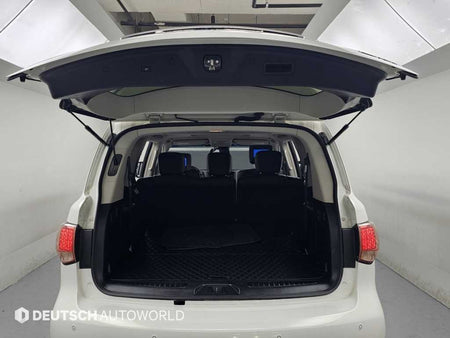Infiniti QX80 — photo 19