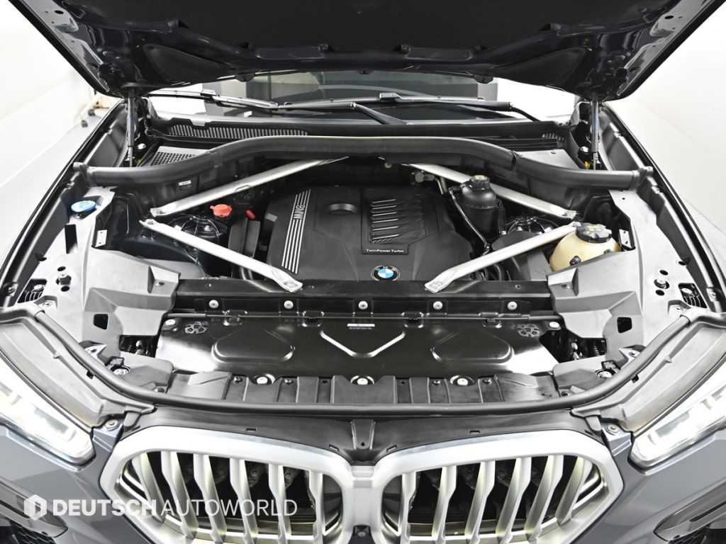 BMW X6 — photo 06