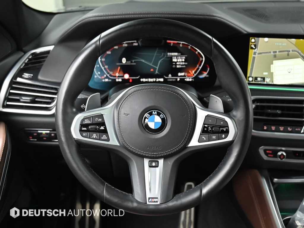 BMW X6 — photo 13