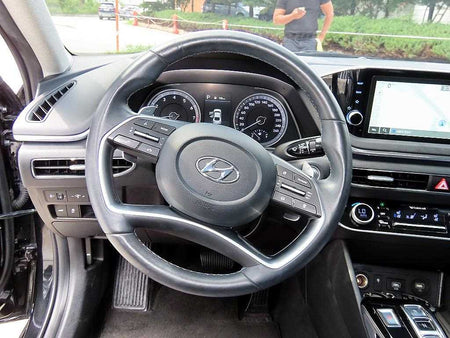 Hyundai Sonata — photo 08
