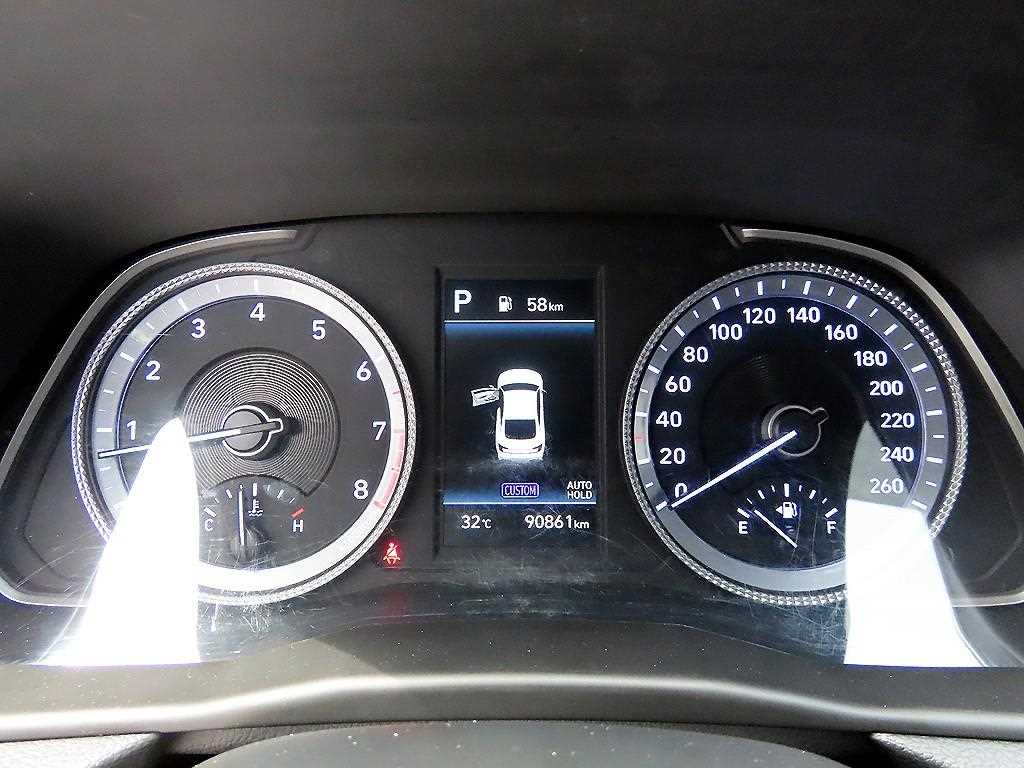 Hyundai Sonata — photo 09