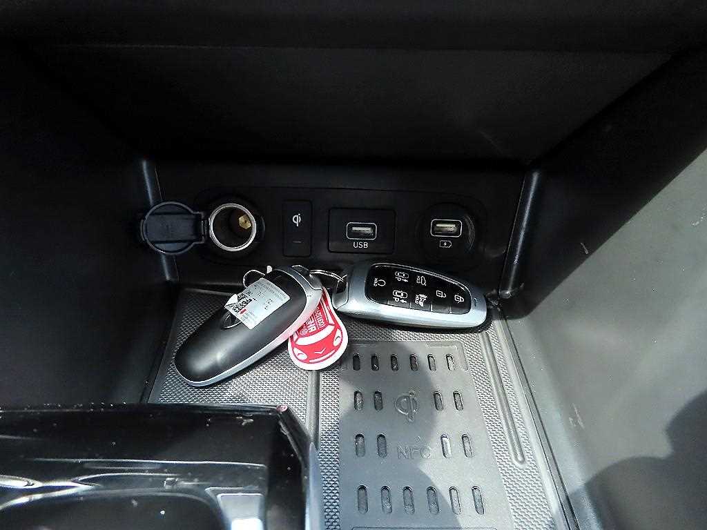 Hyundai Sonata — photo 14