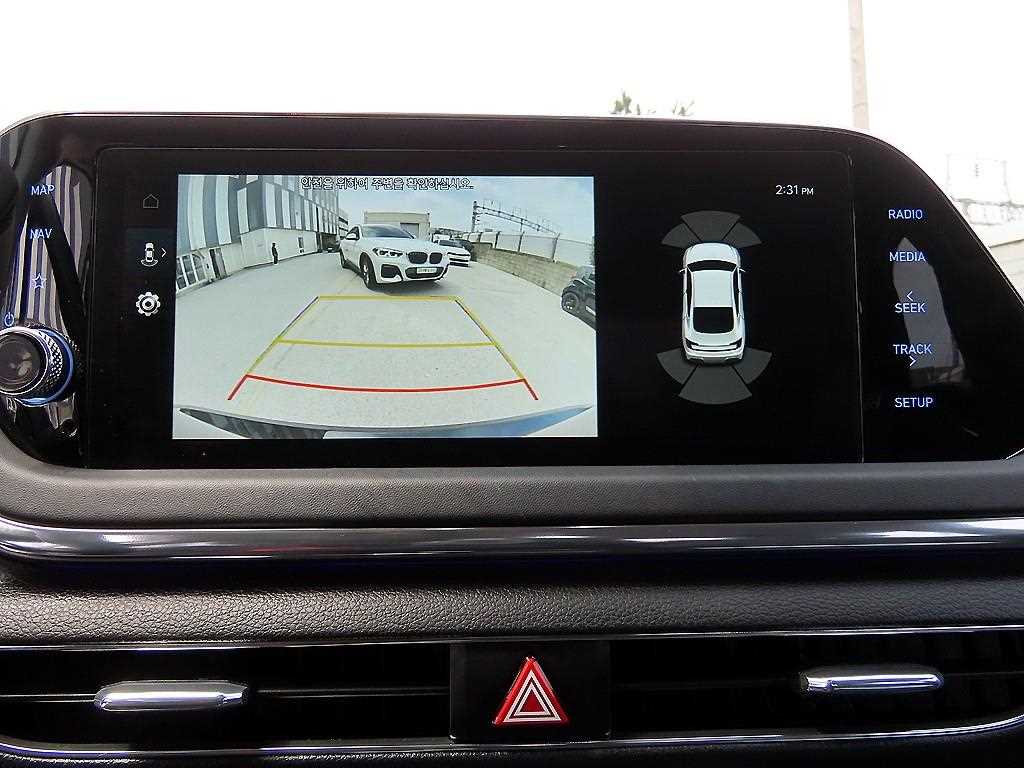 Hyundai Sonata — photo 17