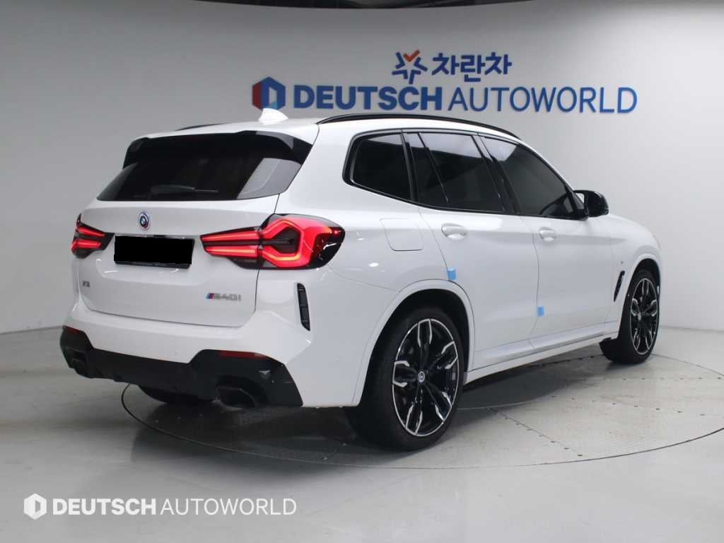 BMW X3 — photo 02