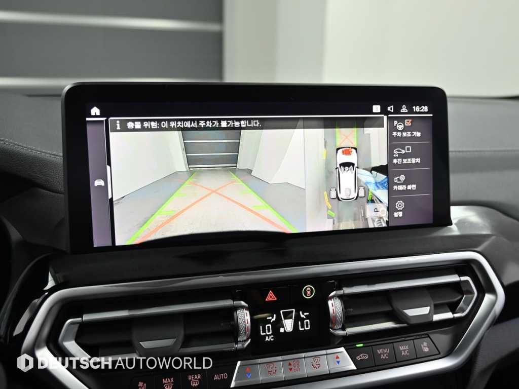 BMW X3 — photo 15