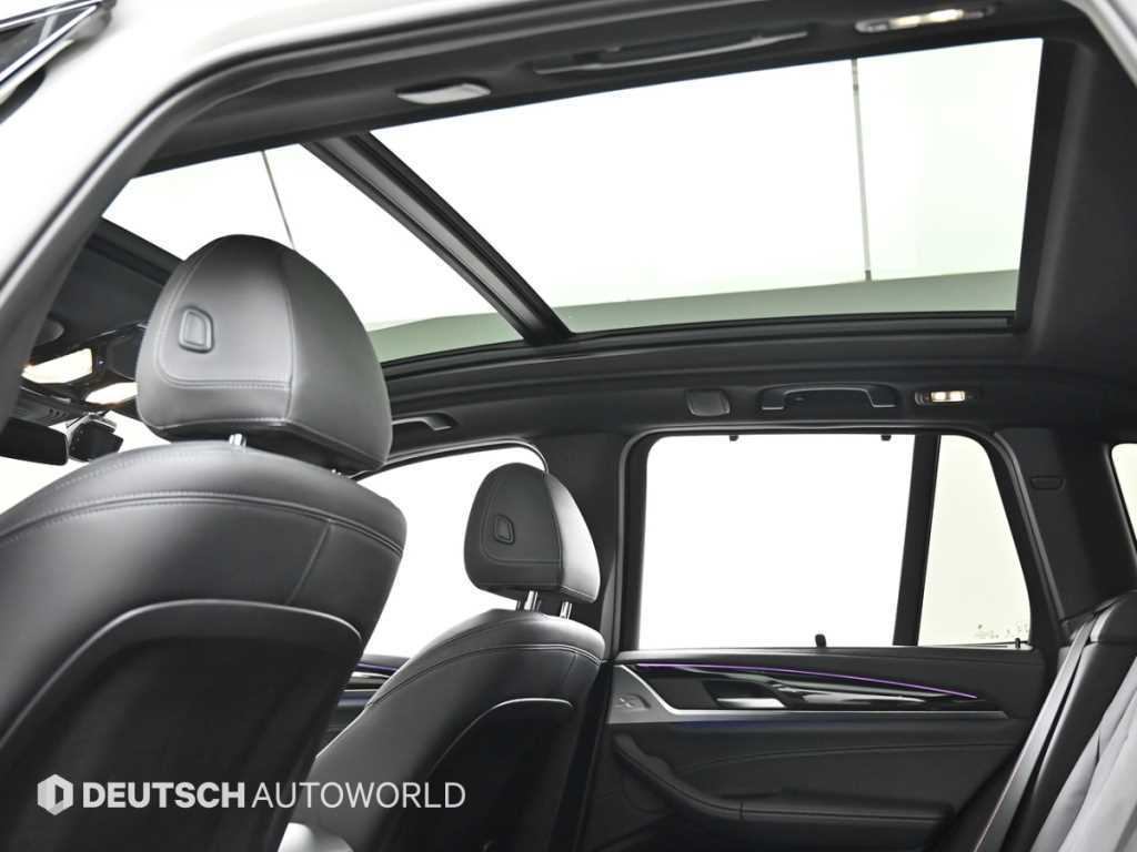 BMW X3 — photo 18