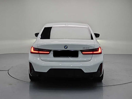 BMW 3-Series — photo 03
