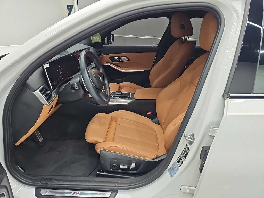 BMW 3-Series — photo 11